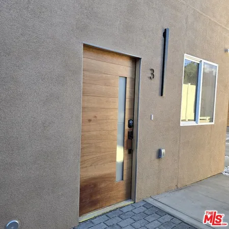 $4,900 | 10829 Peach Grove Street, Unit 3, North Hollywood, CA 91601