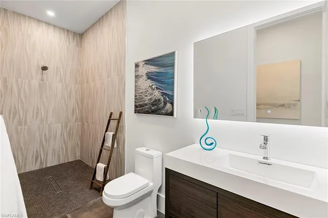 $7,750,000 | 469 Germain Avenue, Naples, FL 34108