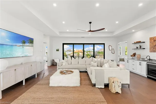 $7,750,000 | 469 Germain Avenue, Naples, FL 34108