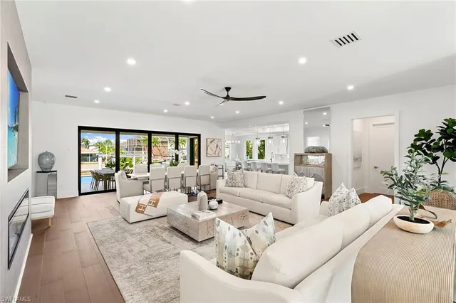 $7,750,000 | 469 Germain Avenue, Naples, FL 34108