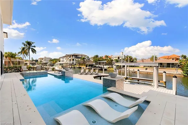 $7,750,000 | 469 Germain Avenue, Naples, FL 34108