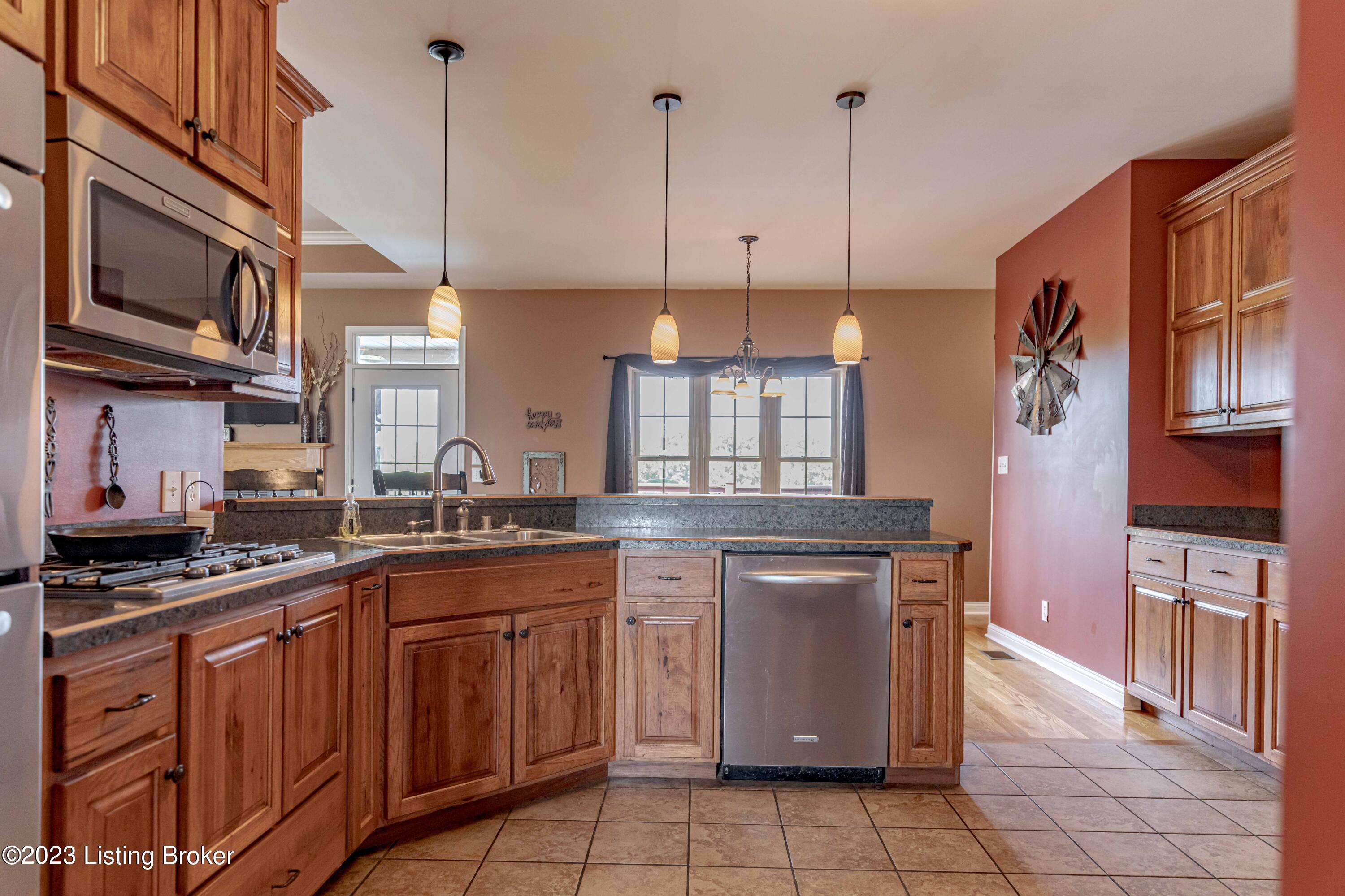 502 Point Pleasant Road Eminence, KY 40019 - Photo 22 of 74 22