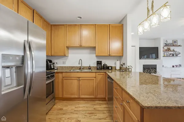 $290,000 | 2455 West Harrison Street, Unit 2, Chicago, IL 60612