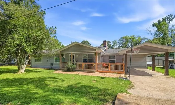 $197,000 | 303 James Drive, Ball, LA 71405