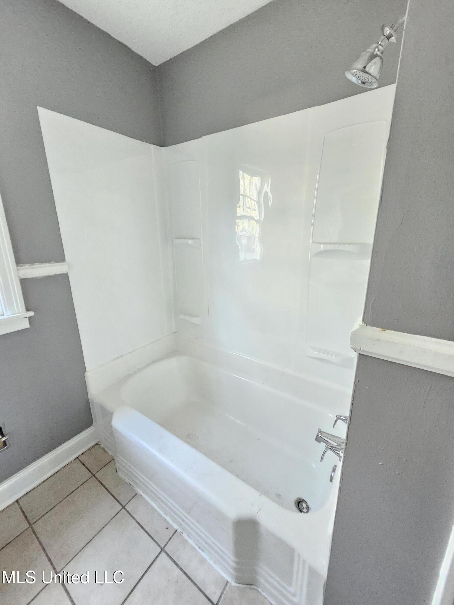 460 West Northside Drive Jackson, MS 39206 - Photo 15 of 20 16806