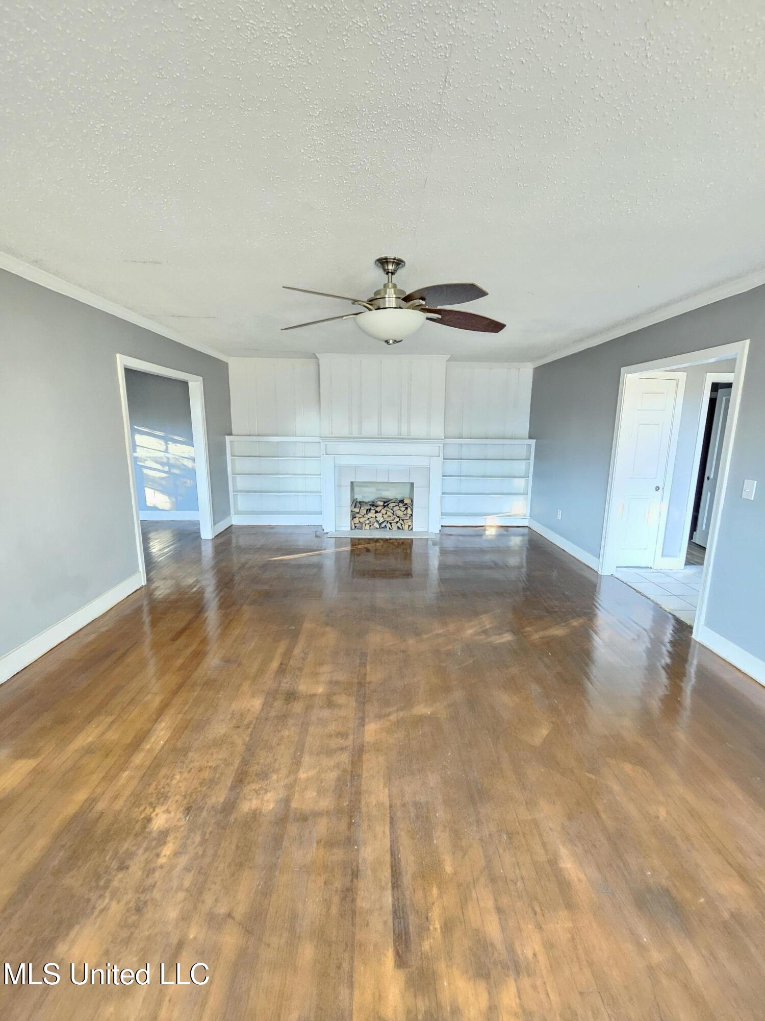 460 West Northside Drive Jackson, MS 39206 - Photo 5 of 20 16798