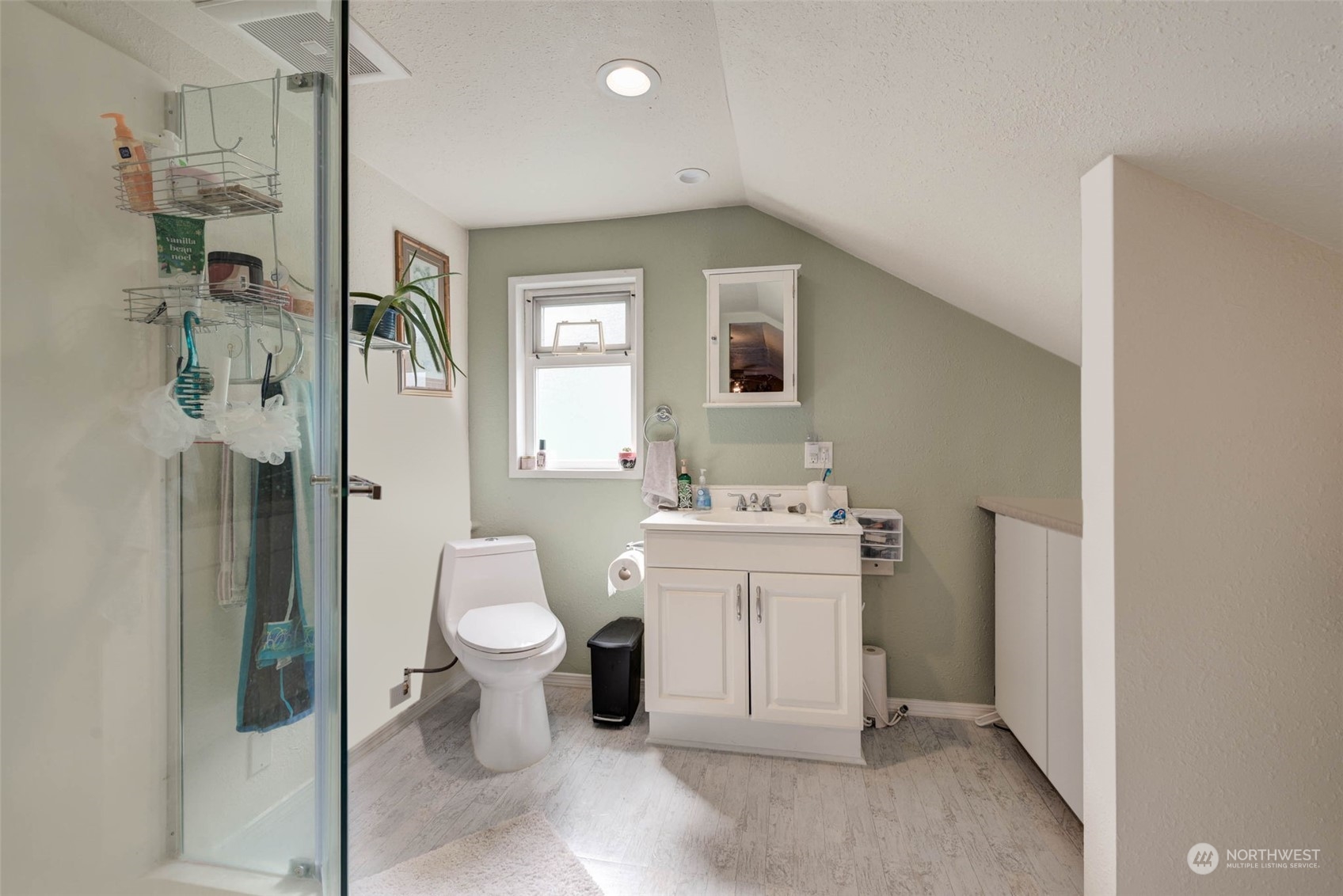 1709 Rainier Avenue Everett, WA 98201 - Photo 22 of 33 a bathroom with a toilet sink and a shower
