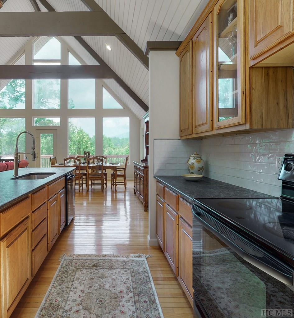 260 Deer Run Road Sapphire, NC 28774 - Photo 37 of 51 Gallery Image 37