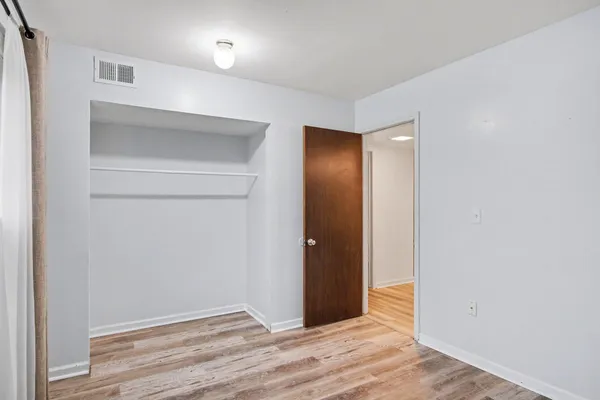 $174,900 | 6712 Cascade Road Southeast, Unit 15, Grand Rapids, MI 49546