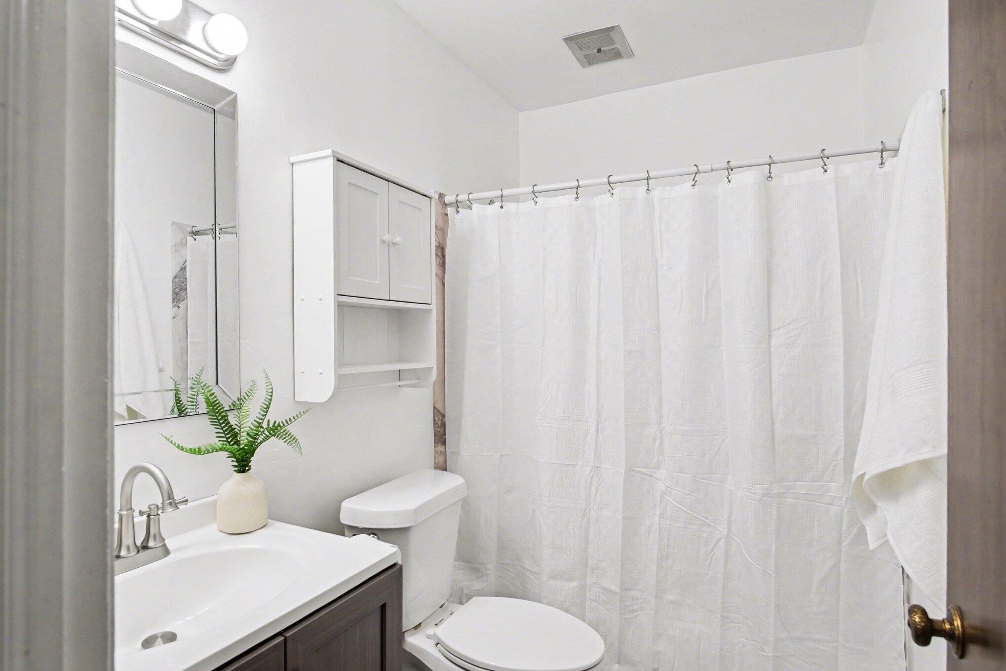 6712 Cascade Road Southeast, Unit 15 Grand Rapids, MI 49546 - Photo 16 of 17 016_file_9423