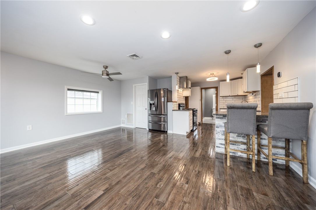 64 Pease Road Spencerport, NY 14559 - Photo 5 of 26
