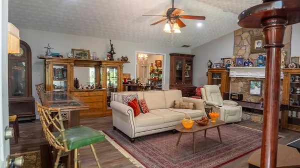 $475,000 | 6290 Highway 0054 Sharpsburg Ga 30277, Sharpsburg, GA 30277