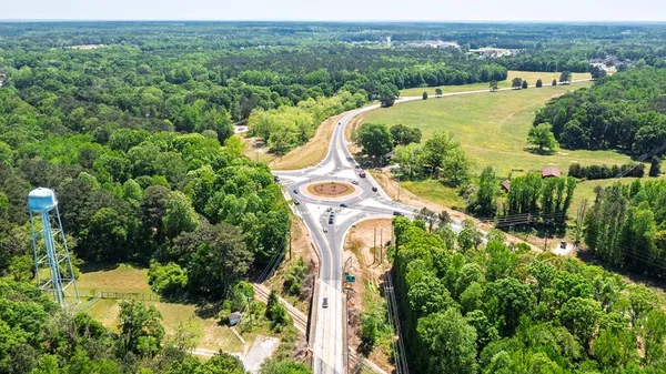 $475,000 | 6290 Highway 0054 Sharpsburg Ga 30277, Sharpsburg, GA 30277