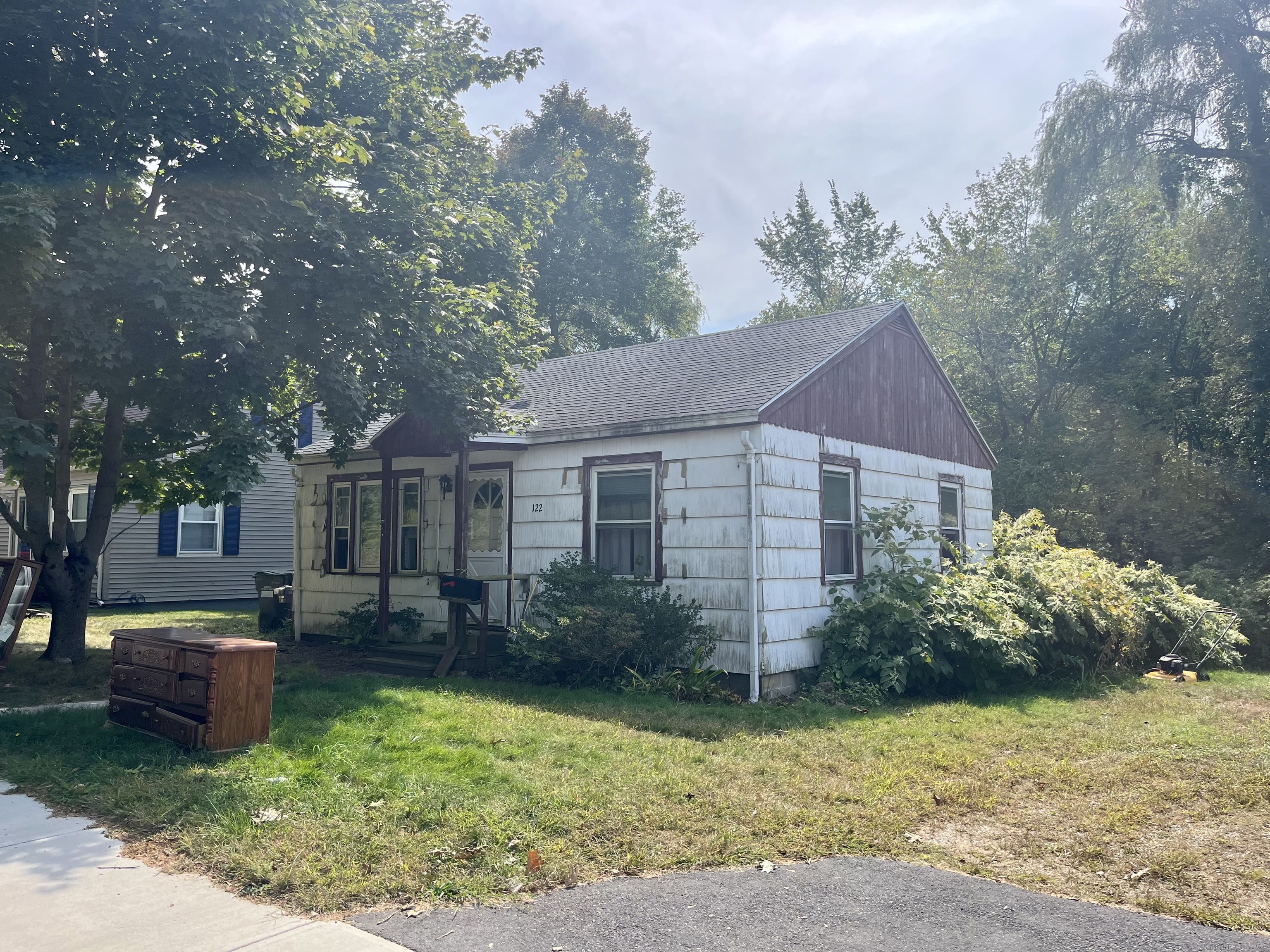 122 Dunham Street, Norwich, CT 06360 Compass