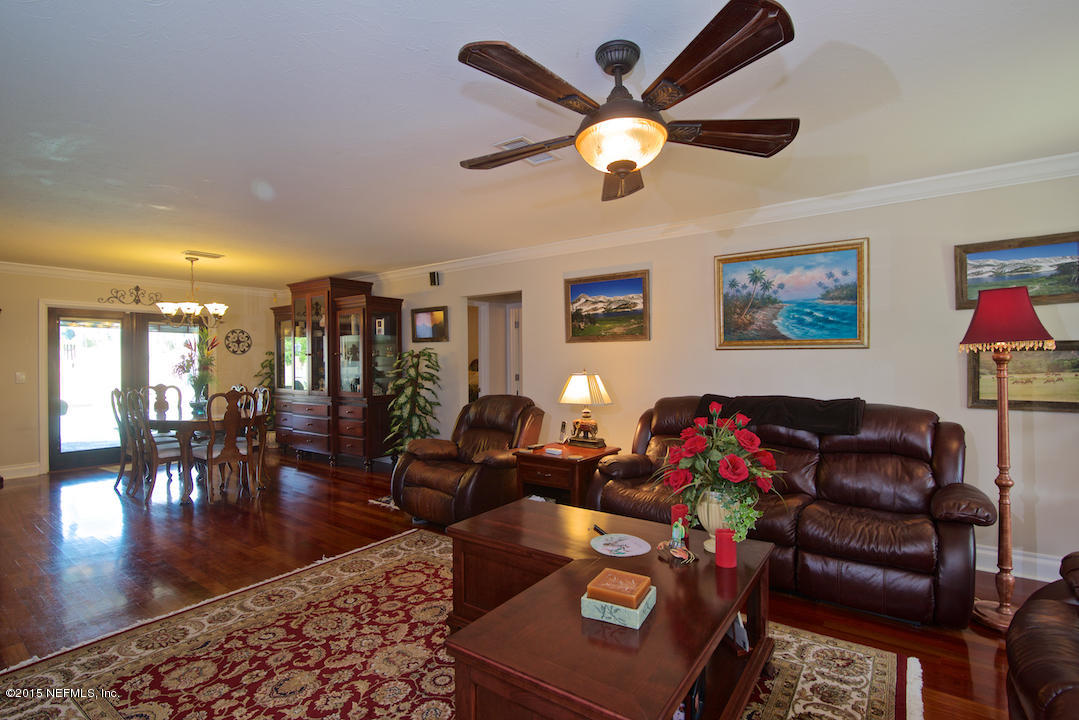 3480 Thalia Road Jacksonville, FL 32250 - Photo 4 of 26 Living to Dining Room DSC_5958