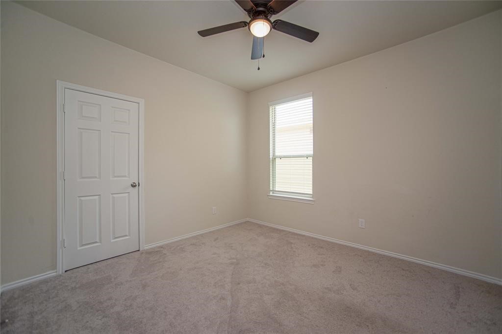4252 Pine Still Road Conroe, TX 77304 - Photo 11 of 20