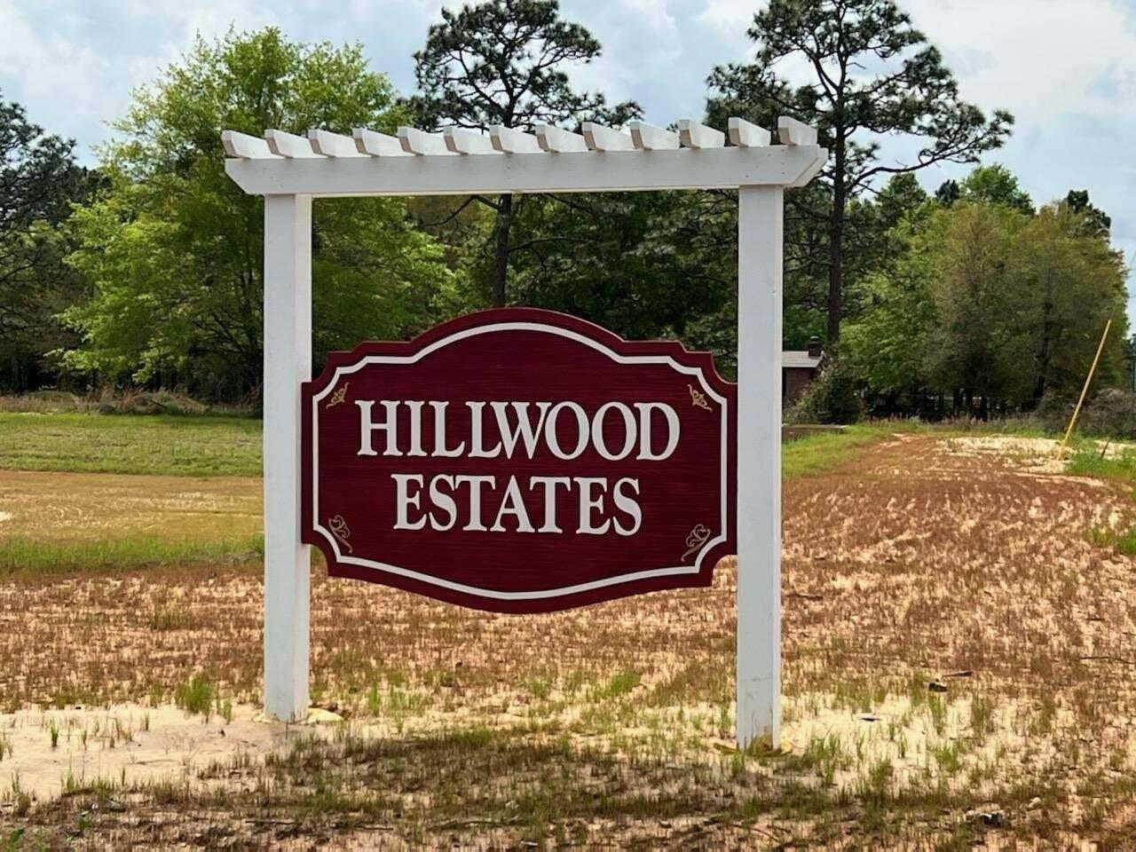 2425 Dakota Way Crestview, FL 32536 - Photo 2 of 30 Welcome to Hillview.