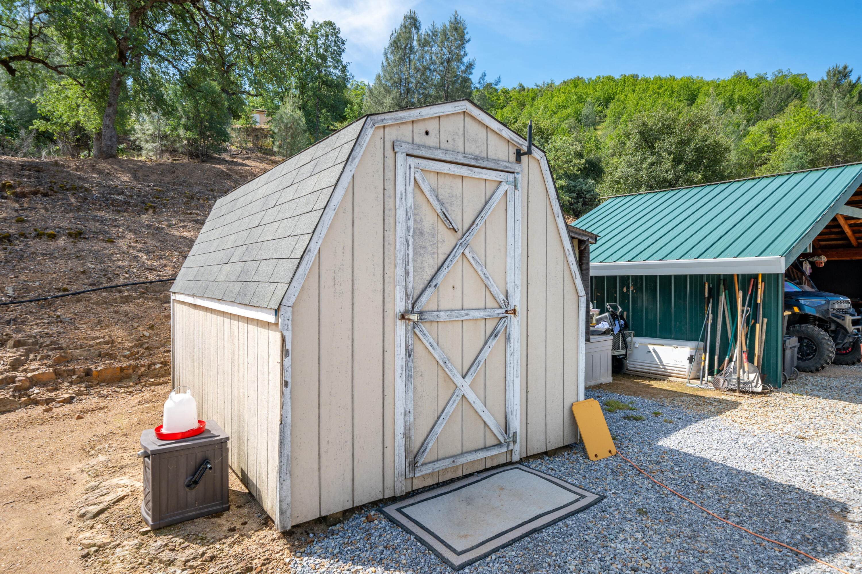 14493 Aloha Road Bella Vista, CA 96008 - Photo 37 of 117 14493 Aloha Rd-41