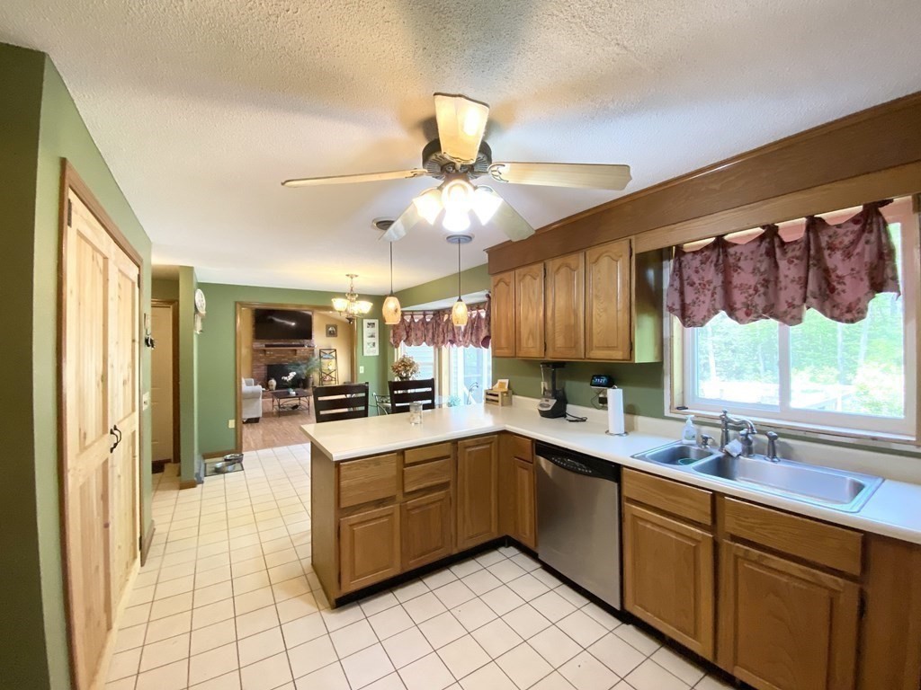 235 Hillside Road Southwick, MA 01077 - Photo 7 of 36 Gallery Image 7