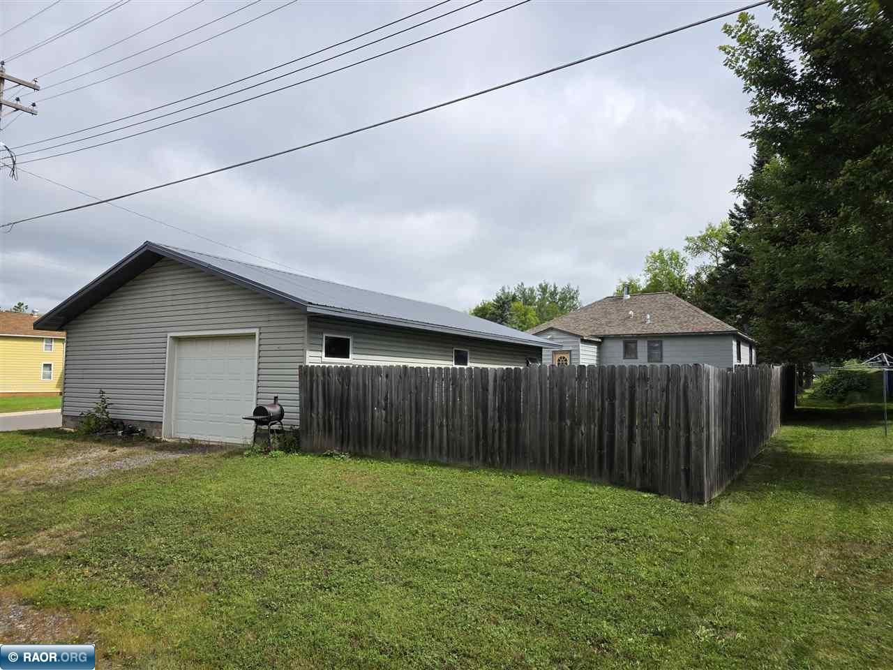 401 Roberts Street Buhl, MN 55713 - Photo 3 of 30 Gallery Image 3