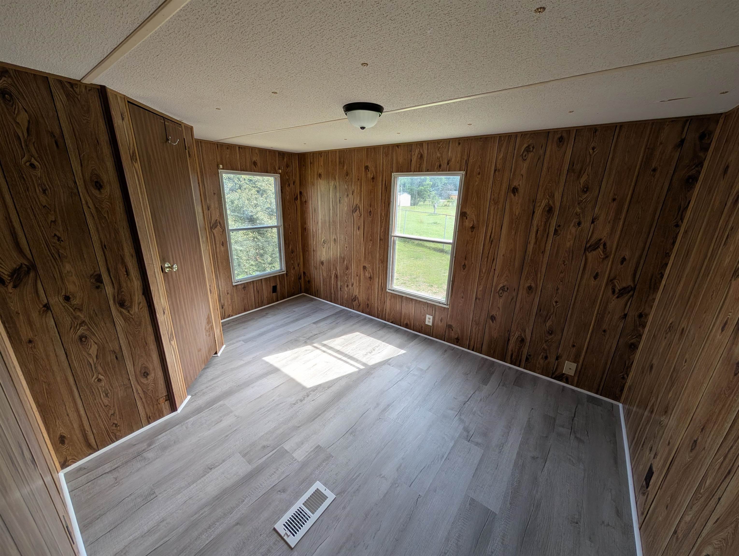 5326 Chinaberry Road Florence, SC 29506 - Photo 11 of 15
