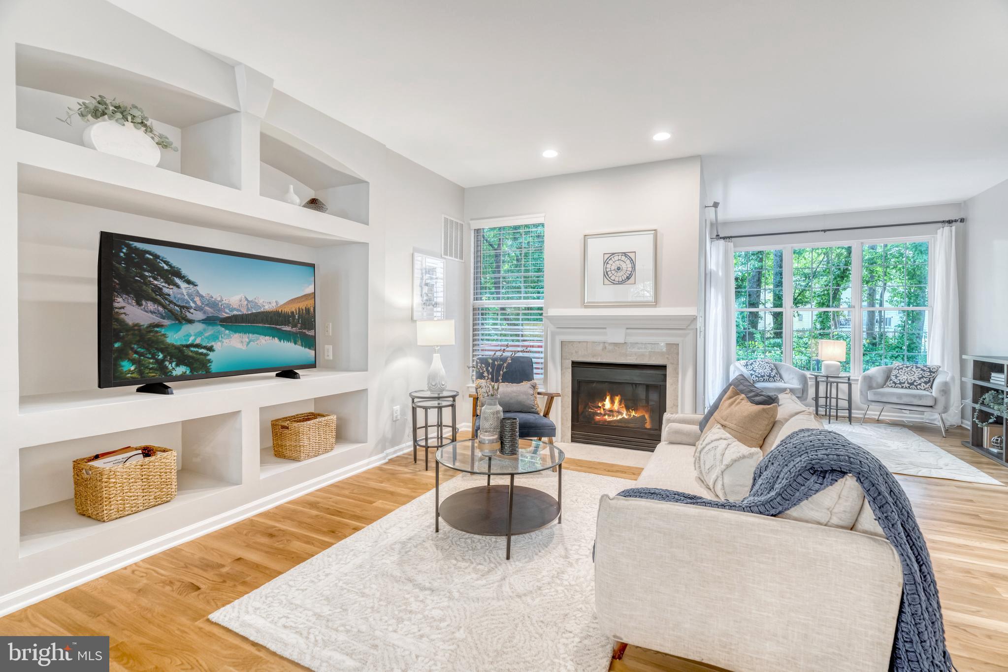 1220 Wild Hawthorn Way Reston, VA 20194 - Photo 11 of 52 Living Room
