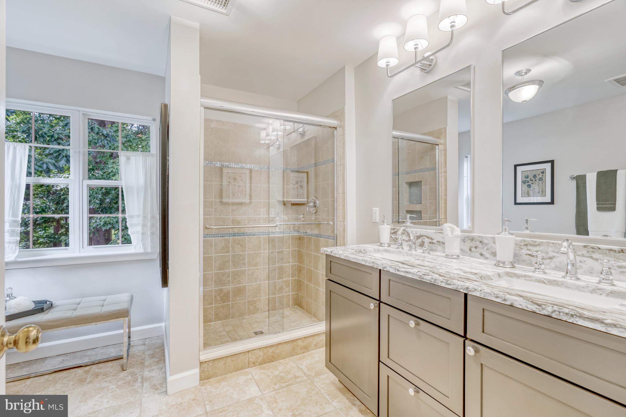 1220 Wild Hawthorn Way Reston, VA 20194 - Photo 19 of 52 Primary Bathroom