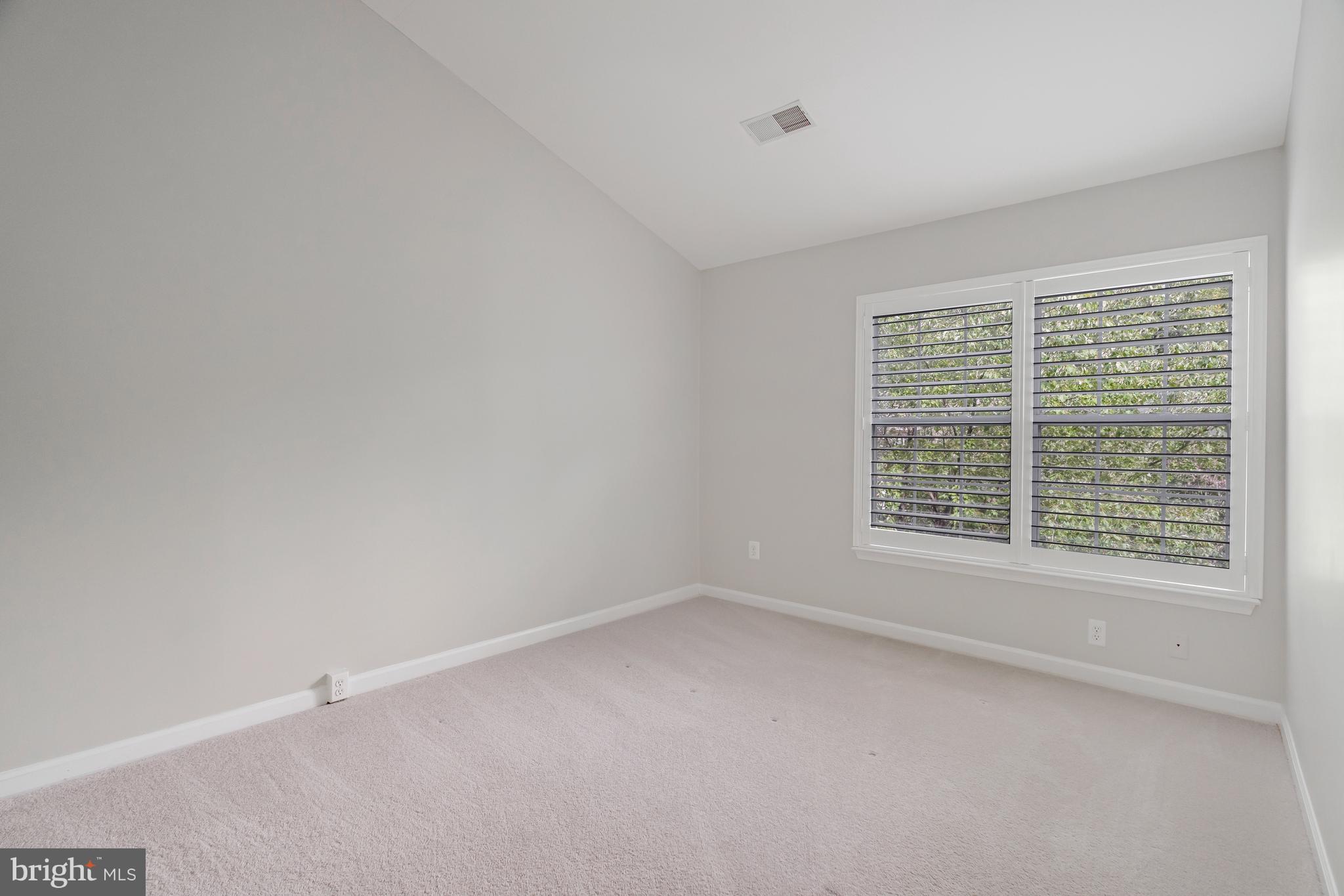 1220 Wild Hawthorn Way Reston, VA 20194 - Photo 21 of 52 Bedroom 2