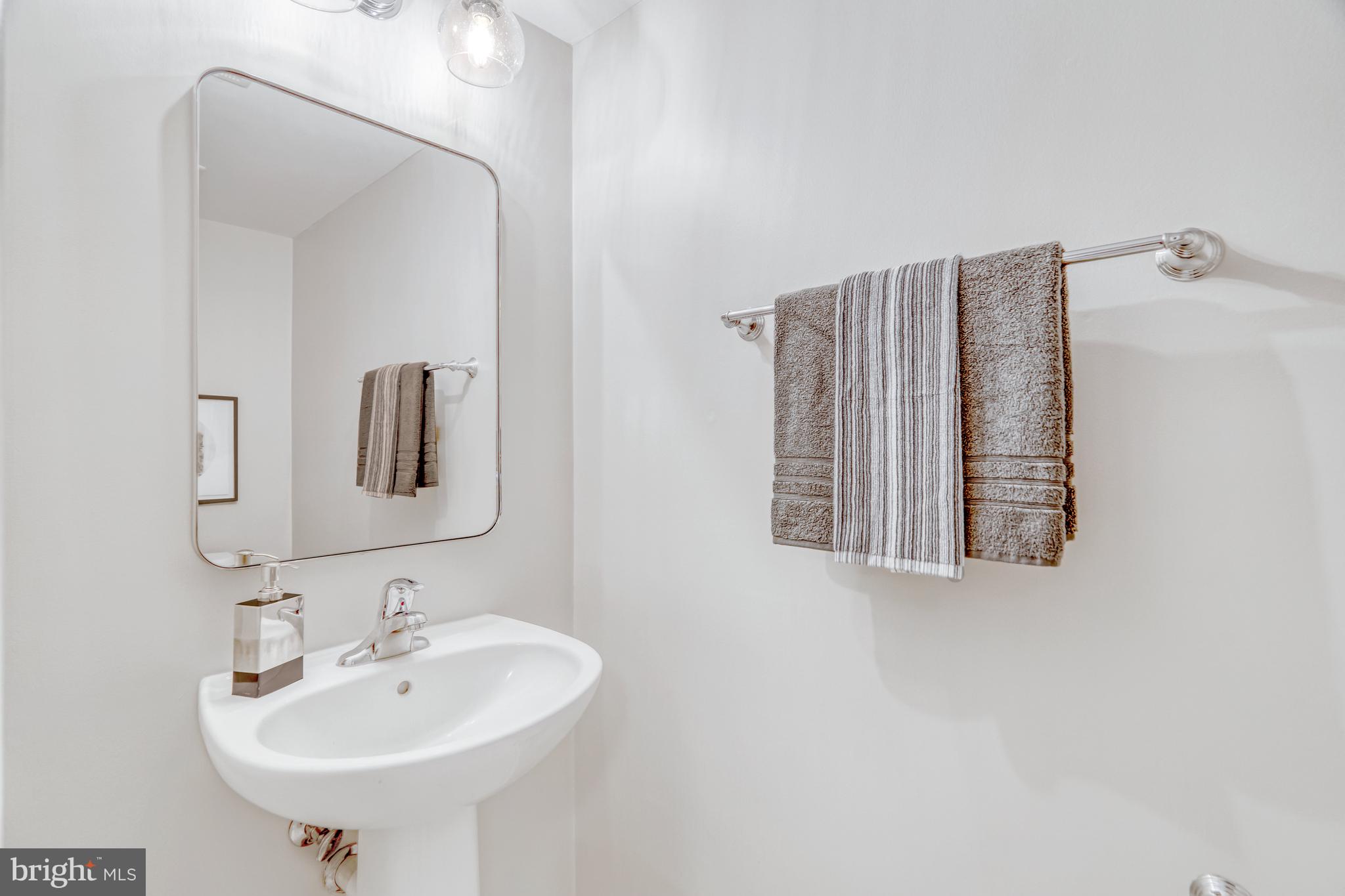 1220 Wild Hawthorn Way Reston, VA 20194 - Photo 30 of 52 Lower Level: Half Bath
