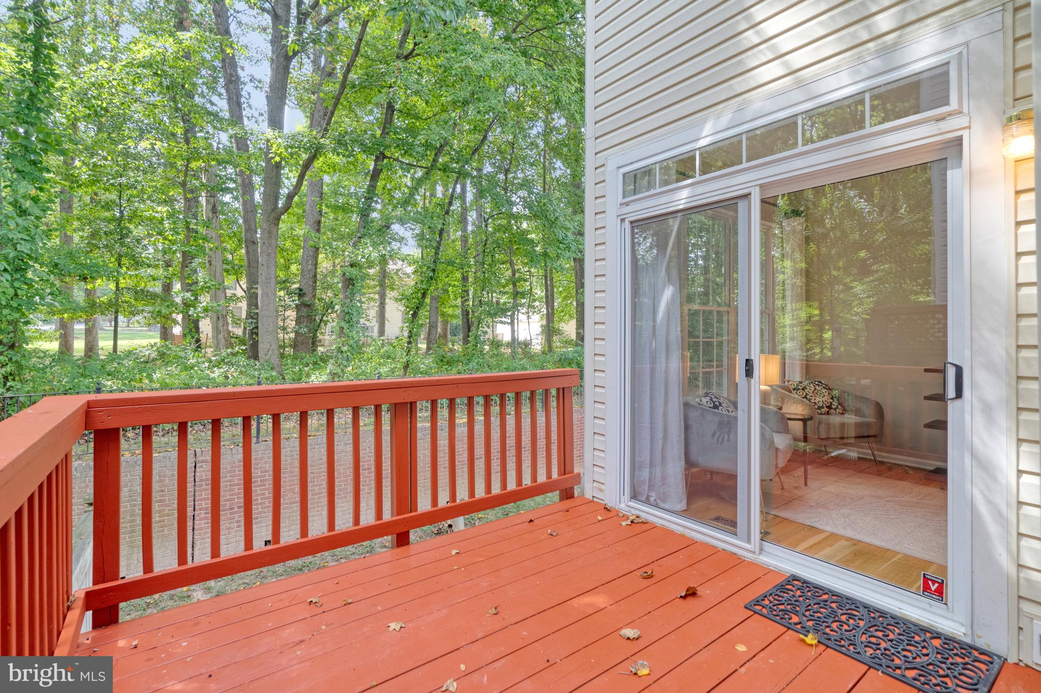 1220 Wild Hawthorn Way Reston, VA 20194 - Photo 32 of 52 Deck