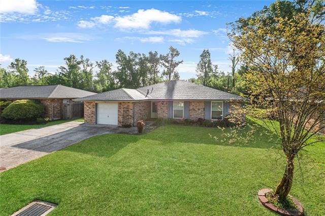 309 Desoto Drive Luling, LA 70070 - Photo 2 of 23