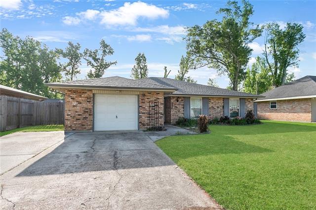 309 Desoto Drive Luling, LA 70070 - Photo 3 of 23