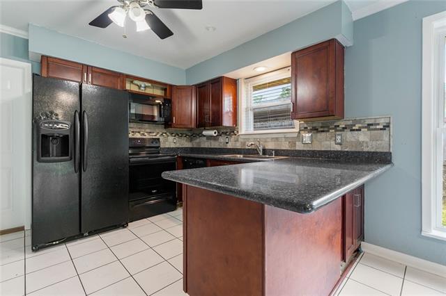 309 Desoto Drive Luling, LA 70070 - Photo 10 of 23