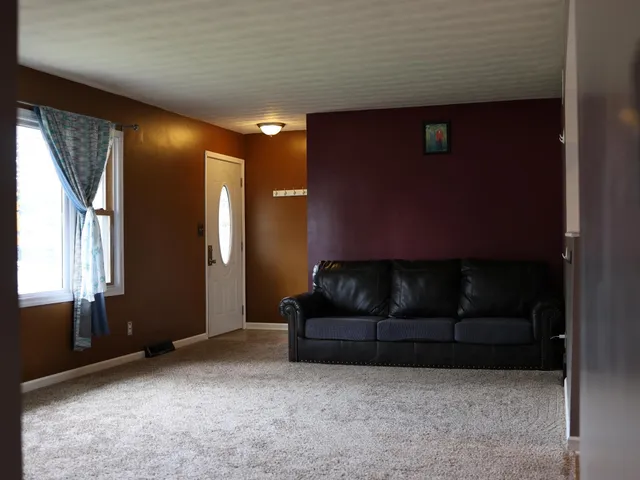 $239,900 | 905 16th Street Southwest, Austin, MN 55912