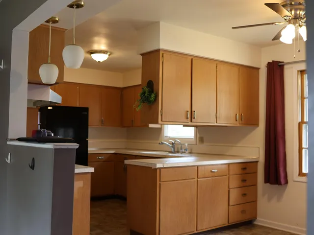 $239,900 | 905 16th Street Southwest, Austin, MN 55912