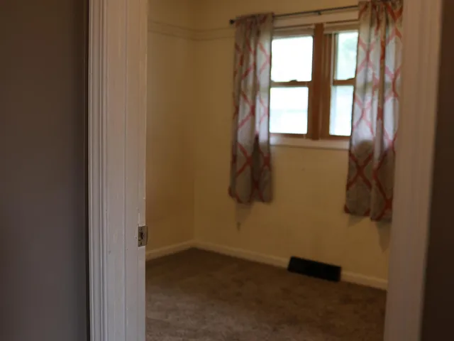 $239,900 | 905 16th Street Southwest, Austin, MN 55912