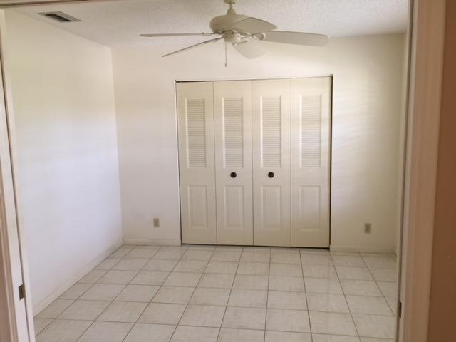 5400 Poppy Place, Unit B Delray Beach, FL 33484 - Photo 7 of 27 front bedroom