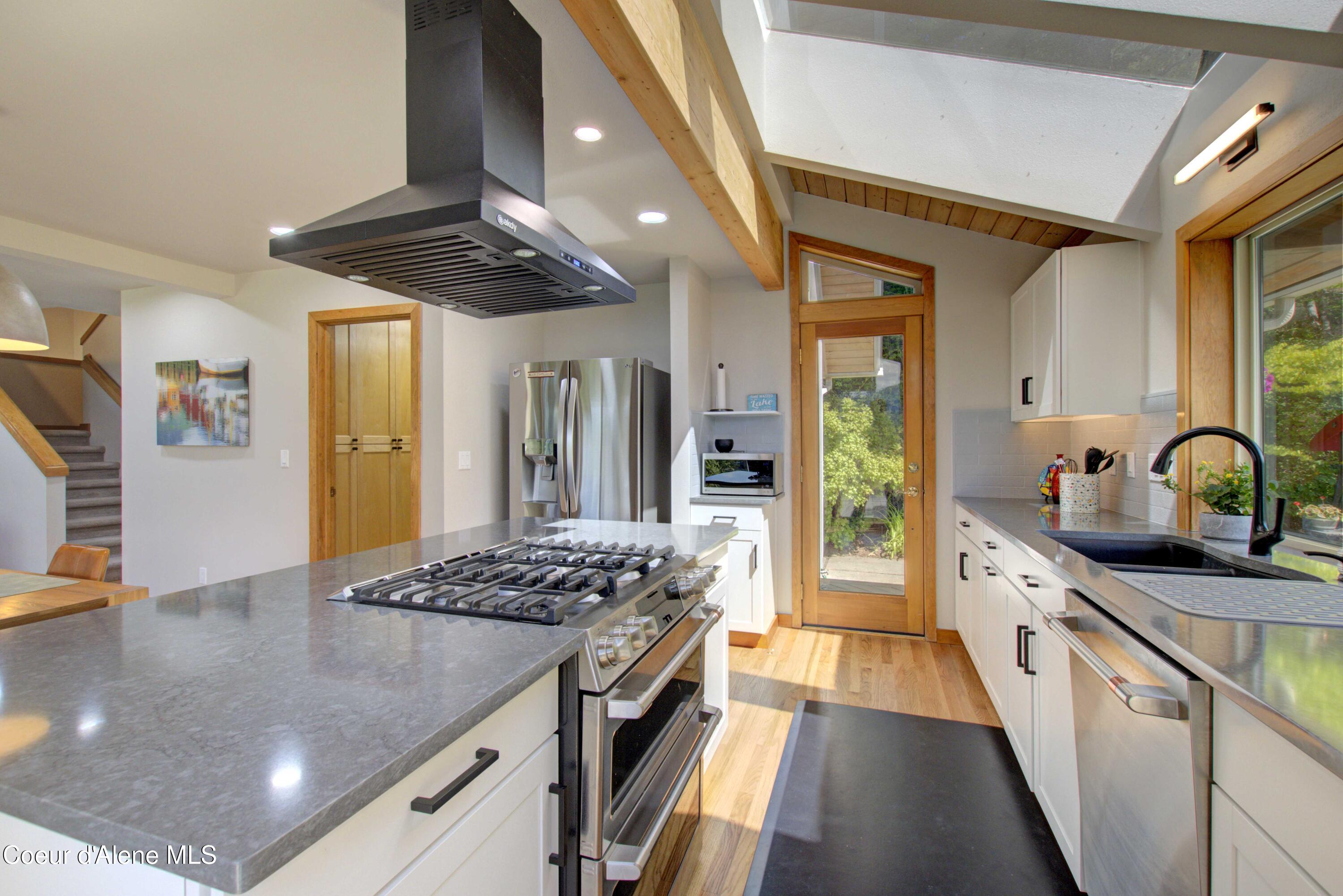 17718 East Cape Horn Road Bayview, ID 83803 - Photo 14 of 61 1st Fl Kitchen 6