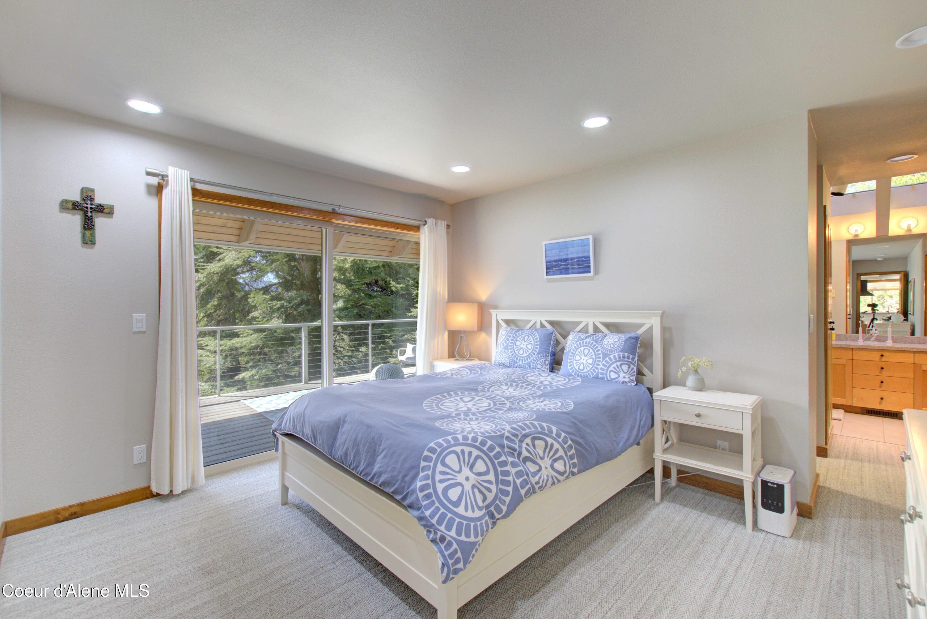 17718 East Cape Horn Road Bayview, ID 83803 - Photo 16 of 61 1st Fl Primary Bedroom 1