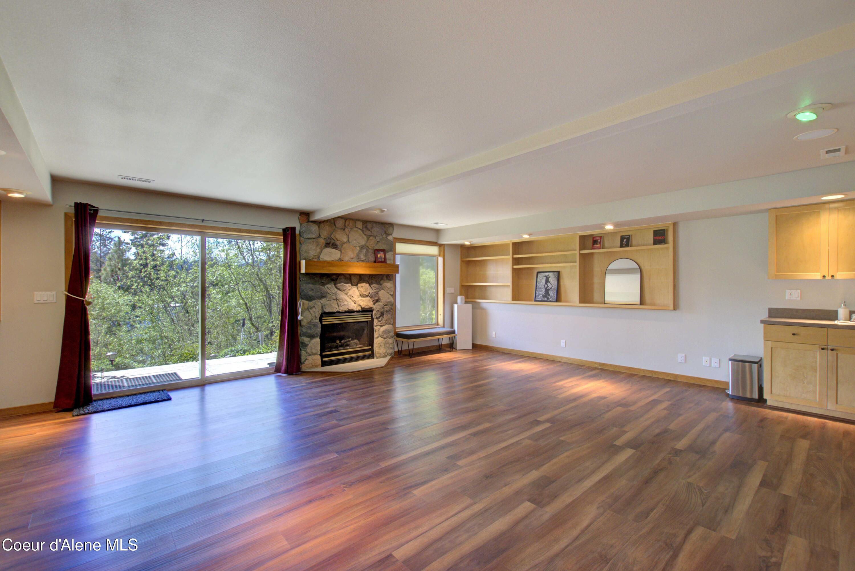 17718 East Cape Horn Road Bayview, ID 83803 - Photo 30 of 61 LL Family Room 2