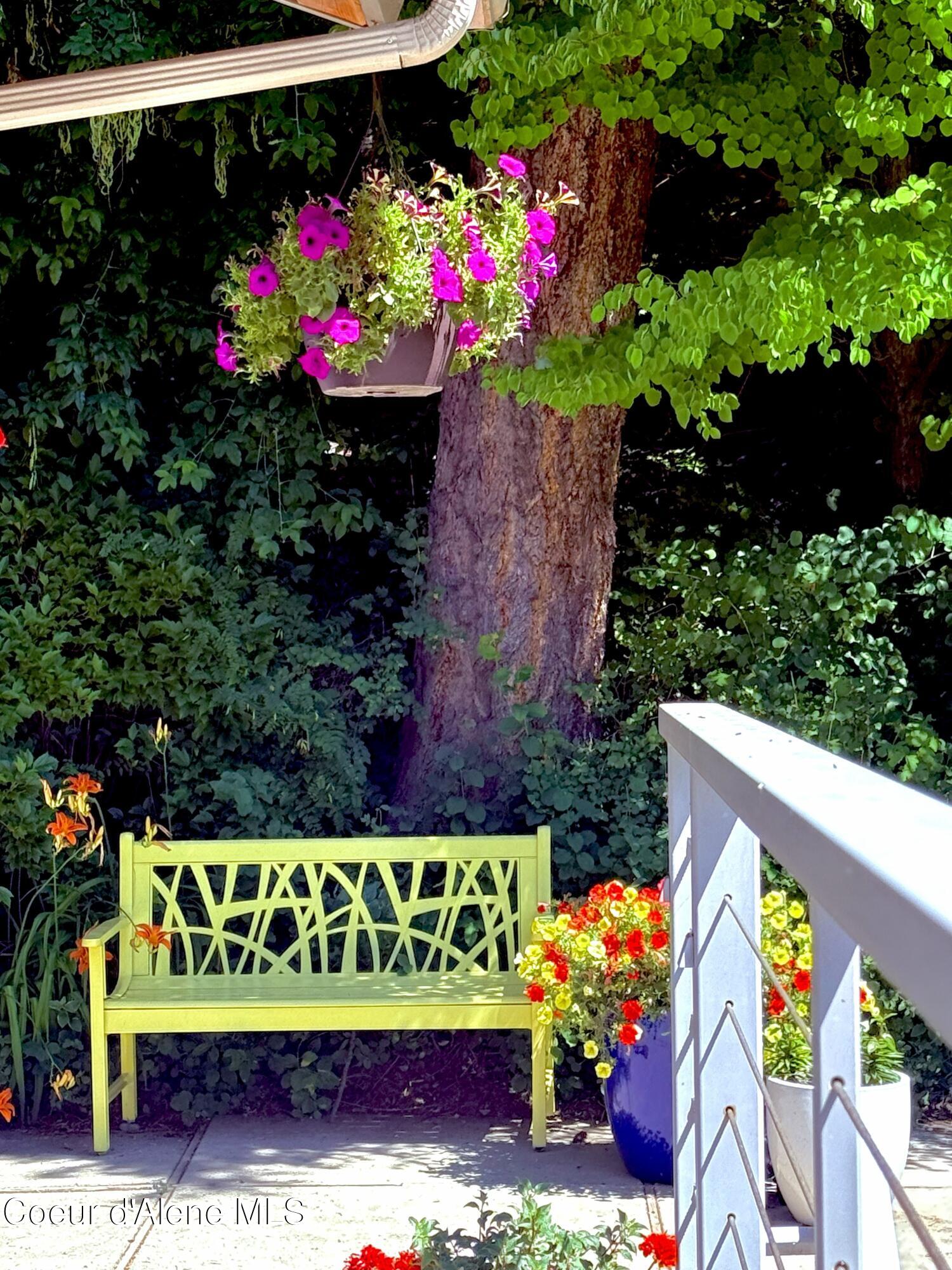 17718 East Cape Horn Road Bayview, ID 83803 - Photo 61 of 61 Seating Area