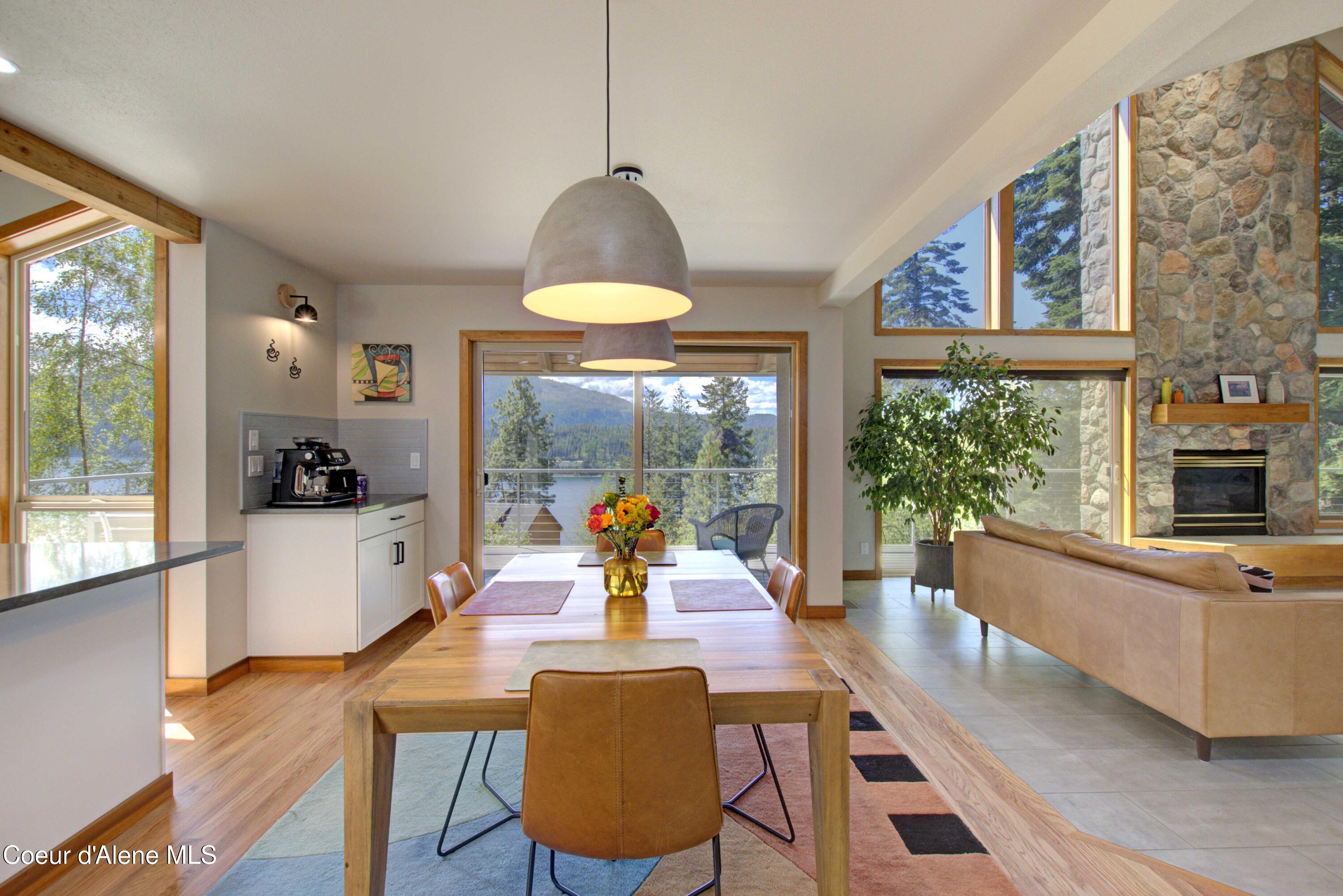 17718 East Cape Horn Road Bayview, ID 83803 - Photo 10 of 61 1st Fl Dining Area a