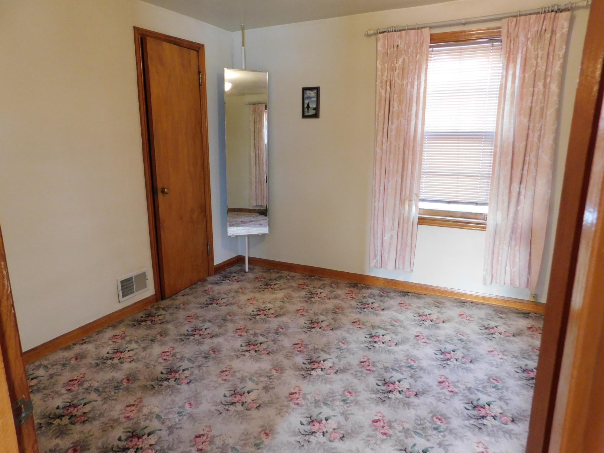 211 1st Street Merrill, WI 54452 - Photo 8 of 16 Gallery Image 8