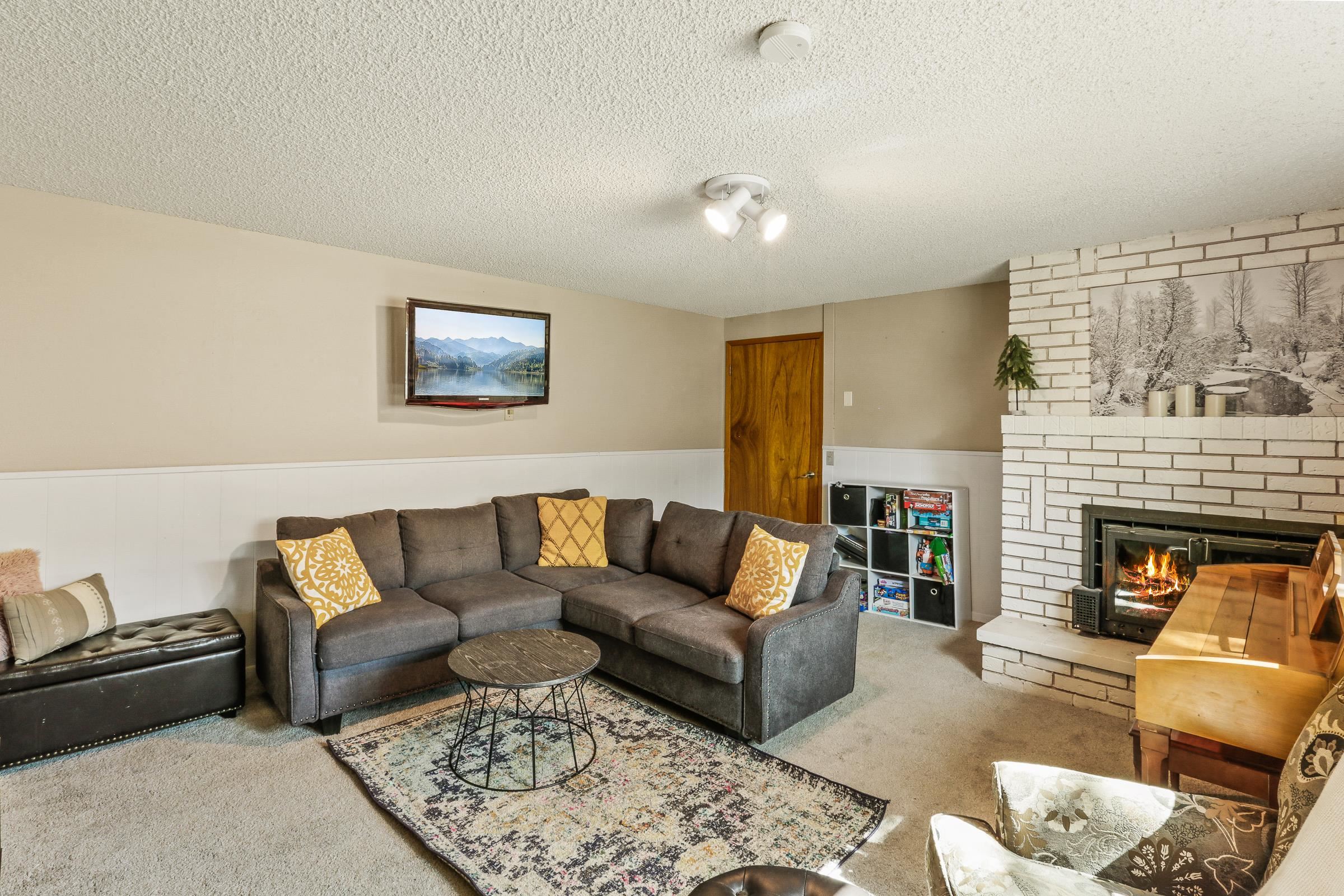 14615 East Cooper Road Mead, WA 99021 - Photo 16 of 28