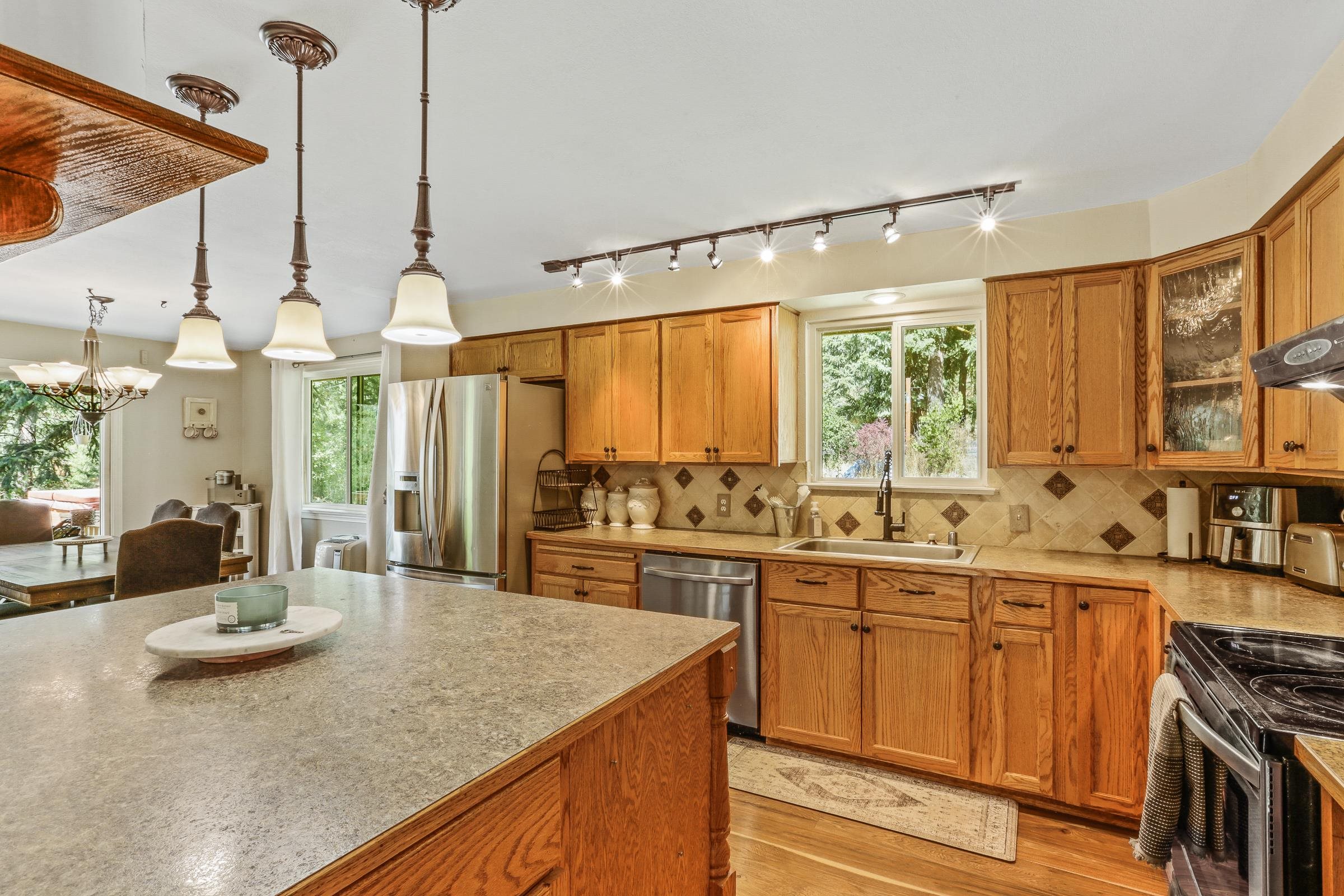 14615 East Cooper Road Mead, WA 99021 - Photo 8 of 28
