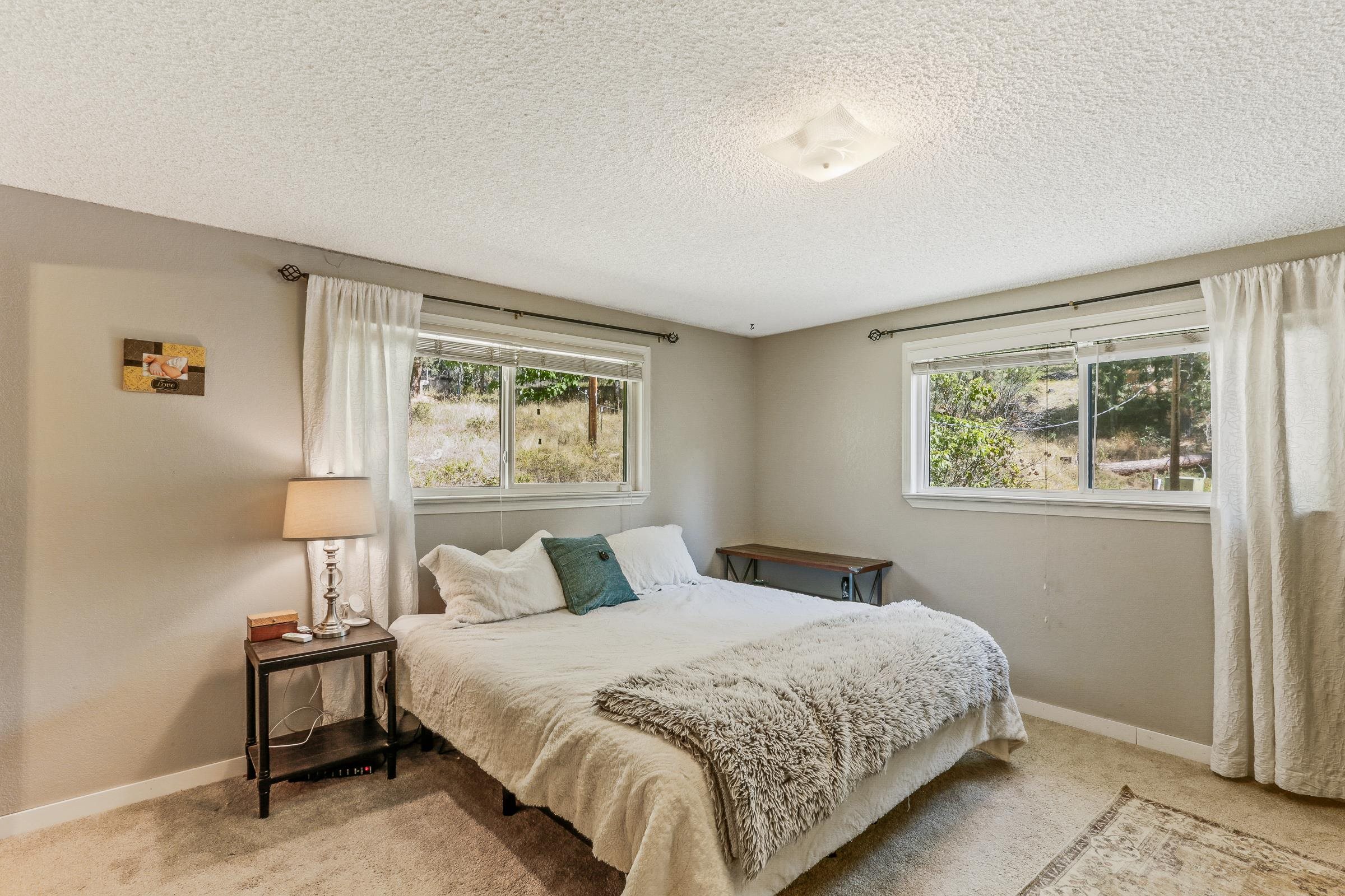 14615 East Cooper Road Mead, WA 99021 - Photo 9 of 28