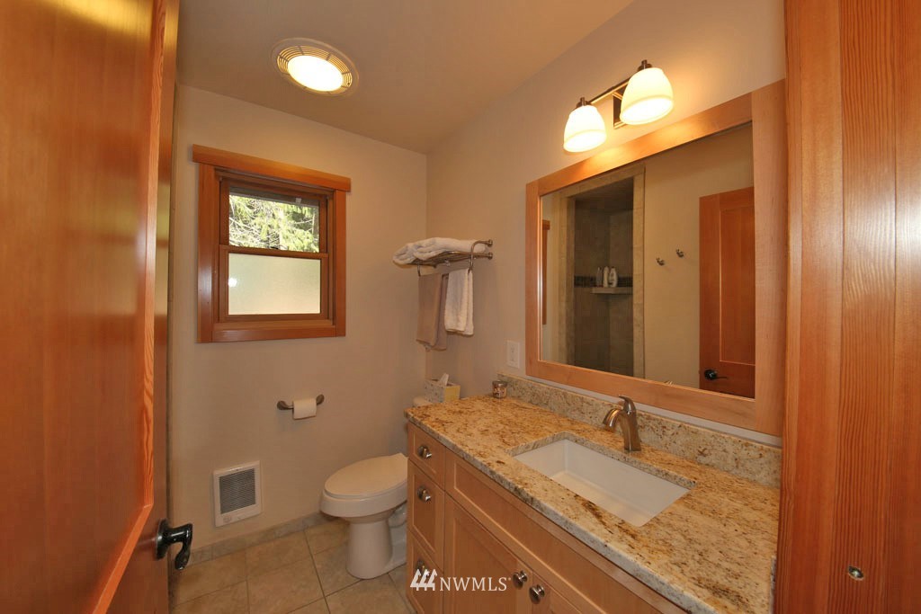 18194 State Rte 20 Winthrop, WA 98862 - Photo 12 of 40 Gallery Image 12