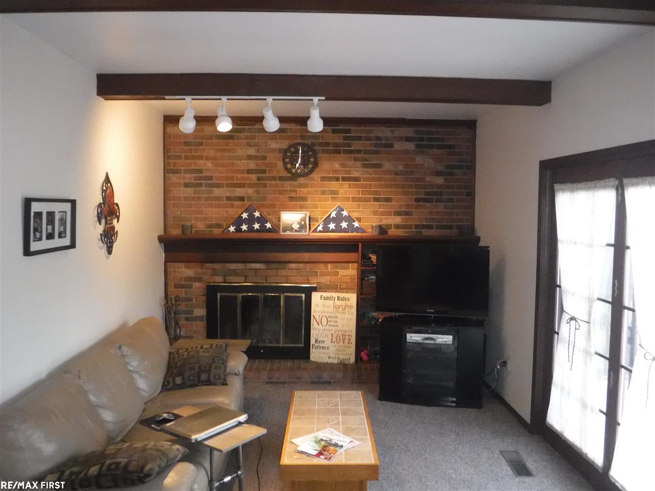 3827 Common Road Warren, MI 48092 - Photo 8 of 25 Gallery Image 8