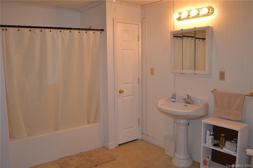 2691 Messer Road Valdese, NC 28690 - Photo 16 of 24 Gallery Image 16