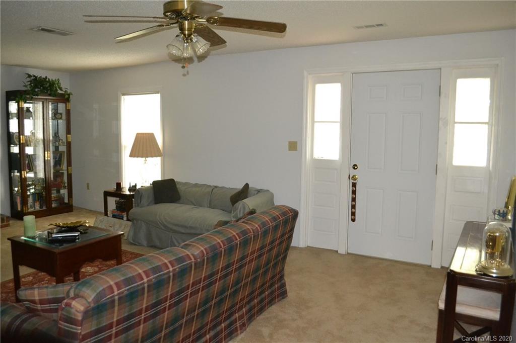 2691 Messer Road Valdese, NC 28690 - Photo 10 of 24 Gallery Image 10